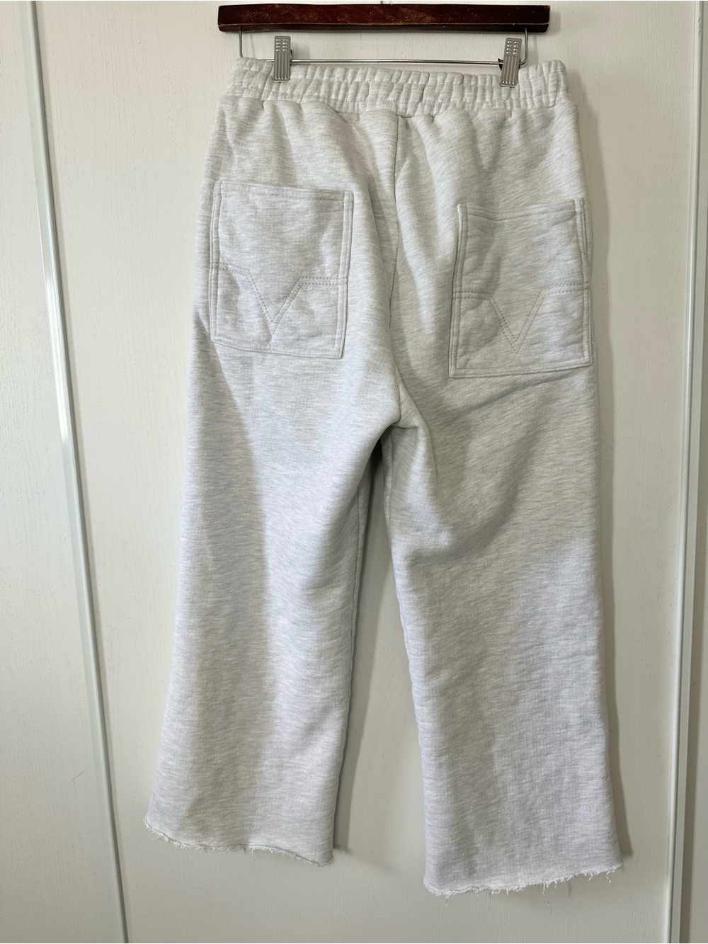 NO MAINTENANCE Men’s Heather Gray Straight Leg Raw Hem Sweatpants- Size 28 - Picture 10 of 11